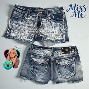 Miss Me Jean Shorts Womens 30 Aztec‎ Embellished Fringed Distressed Denim 31x4